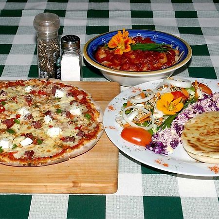 Tower Of Pizza Bed & Breakfast Ethels Drive Bagian luar foto